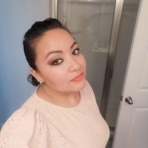 Meet your Posher, Lucy